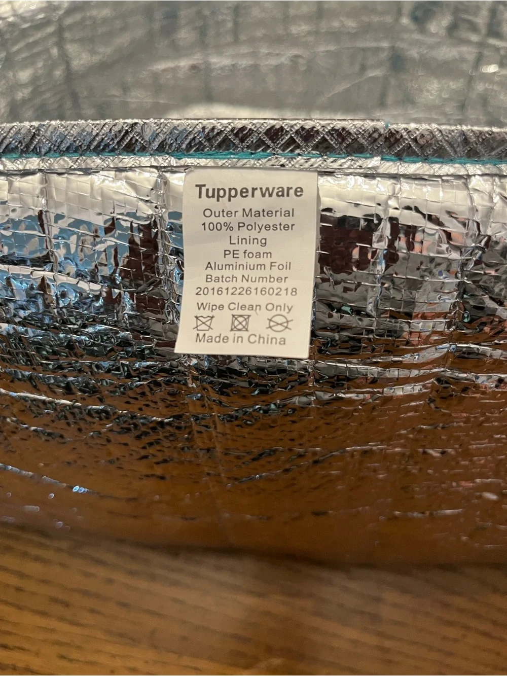 Tupperware Insulated Turquoise Picnic Basket with Watermelon Accent